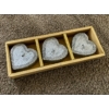 Kép 2/2 - Gyertya szett - Ezüst szívek - Szerelmes ajándék 