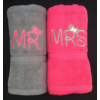 Kép 1/2 - Mr. és Mrs. páros törölköző - Szürke - pink - Szerelmes ajándékok - Páros ajándékok