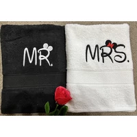Mr. és Mrs. páros törölköző - Fekete