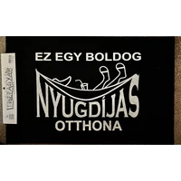 Lábtörlő - Ez egy boldog nyugdíjas otthona - Ajándék Nyugdíjasnak