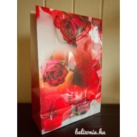 Ajándéktasak - Óriás  Lakk piros  színű rózsa - Szerelmes ajándék