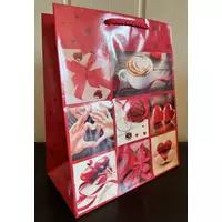 Ajándéktasak - Piros színű mintás - Szerelmes ajándék
