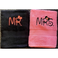 Mr. és Mrs. páros törölköző - Fekete -Lazac színű - Páros ajándékok - Szerelmes ajándékok