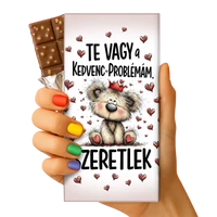 Valentin csoki tábla koronás maci mintával, felirat: Te vagy a kedvenc problémám. Szeretlek