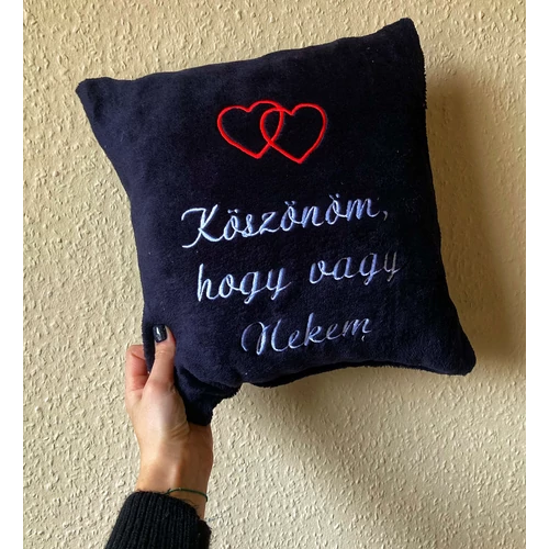 Hímzett párna - Köszönöm hogy vagy nekem