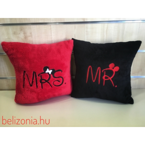 Mr. és Mrs. páros párna - piros fekete mintás