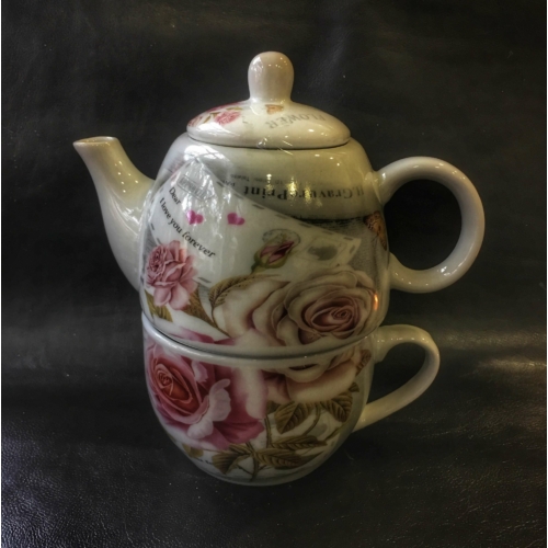 Teáscsésze kannával-rózsa - Ajándék ötlet Nőknek - Nagymamának