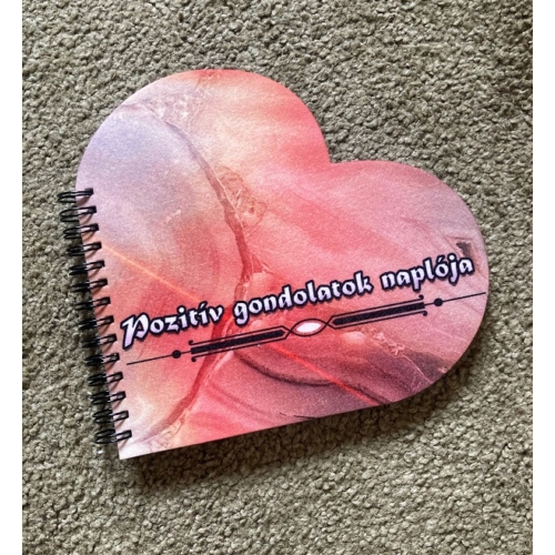 Szív alakú notesz - Pozitív gondolatok naplója - Ajándék ötlet nőknek