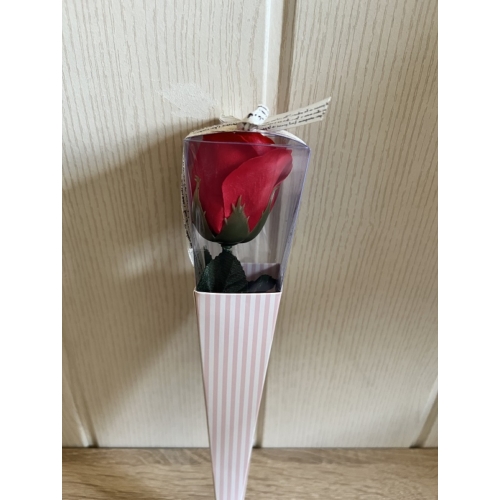 Szappan Rózsaszál Dobozban - Piros - Szerelmes ajándékok - Valentin napi ajándékok