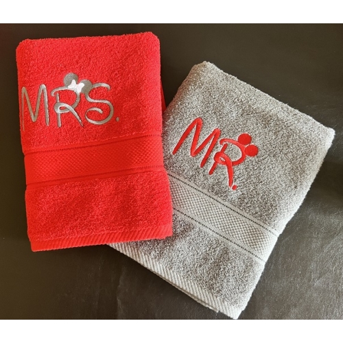 Mr. és Mrs. páros törölköző - Szürke - Piros mintás - Szerelmes ajándékok - Valentin napi ajándékok -Páros Ajándék