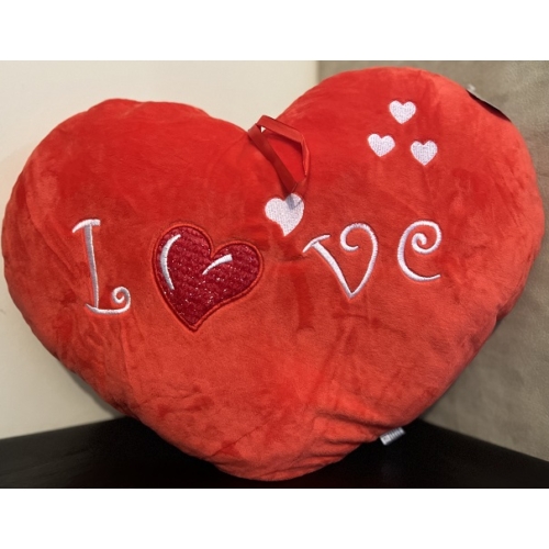 Óriás Plüss szív párna  Love  felirattal  - Szerelmes ajándékok - Valentin napi ajándékok