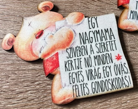 Forma Hűtőmágnes - Egy nagymama - Ajándék Nagymamának