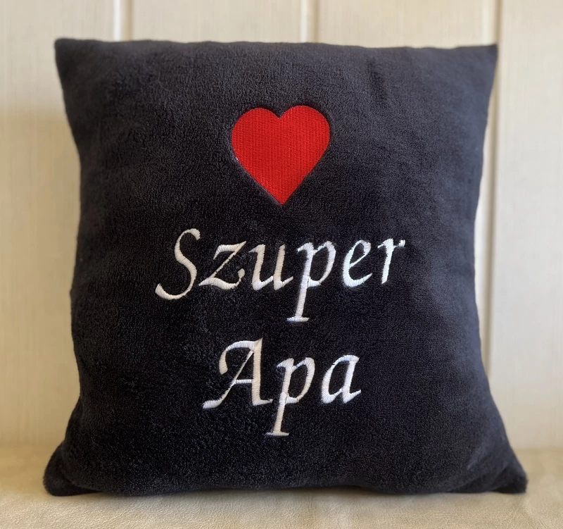 Hímzett párna - Szuper  apa  fekete - Ajándék Apának - Ajándék Apák napjára