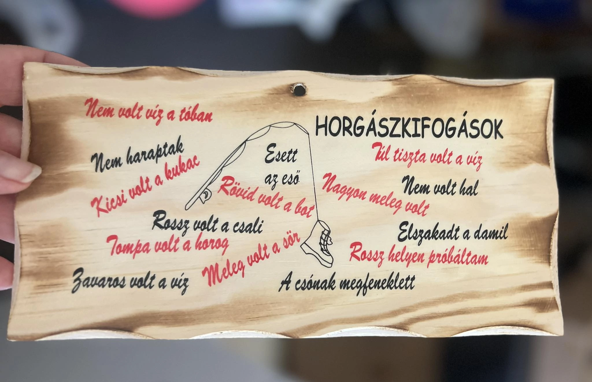 Fatábla - Horgászkifogások - Vicces ajándék ötlet horgászoknak